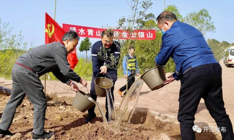 开江县开展2022年春季义务植树活动